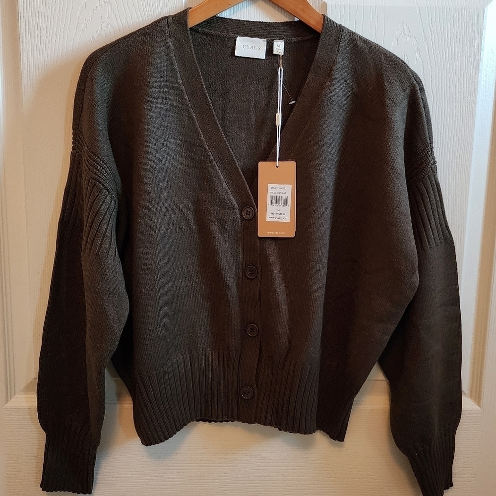 Cyrus Button Front Cardigan in Burt Olive 🫒 Medium